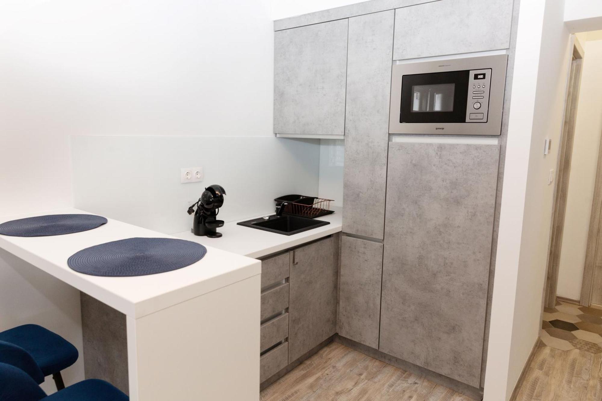 Berzsenyi Apartmanhaz Kaposvár 外观 照片